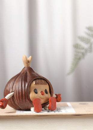 Süßer Kastanien-Elf Kantenhocker aus Massivholz | Kreative Wichtel Holzfigur | Gopure Studio Gopure Studio